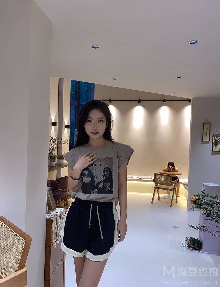 商务模特