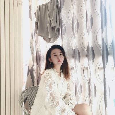 黑白模特