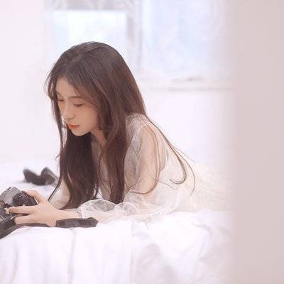 黑白模特