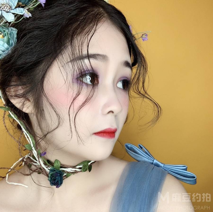 妆容模特