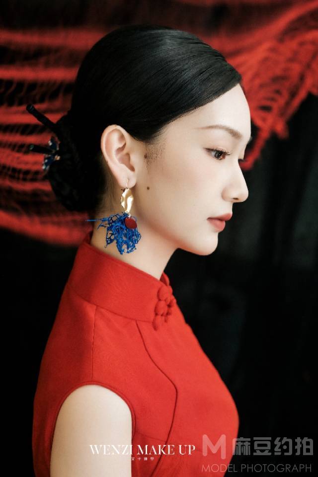 妆容模特