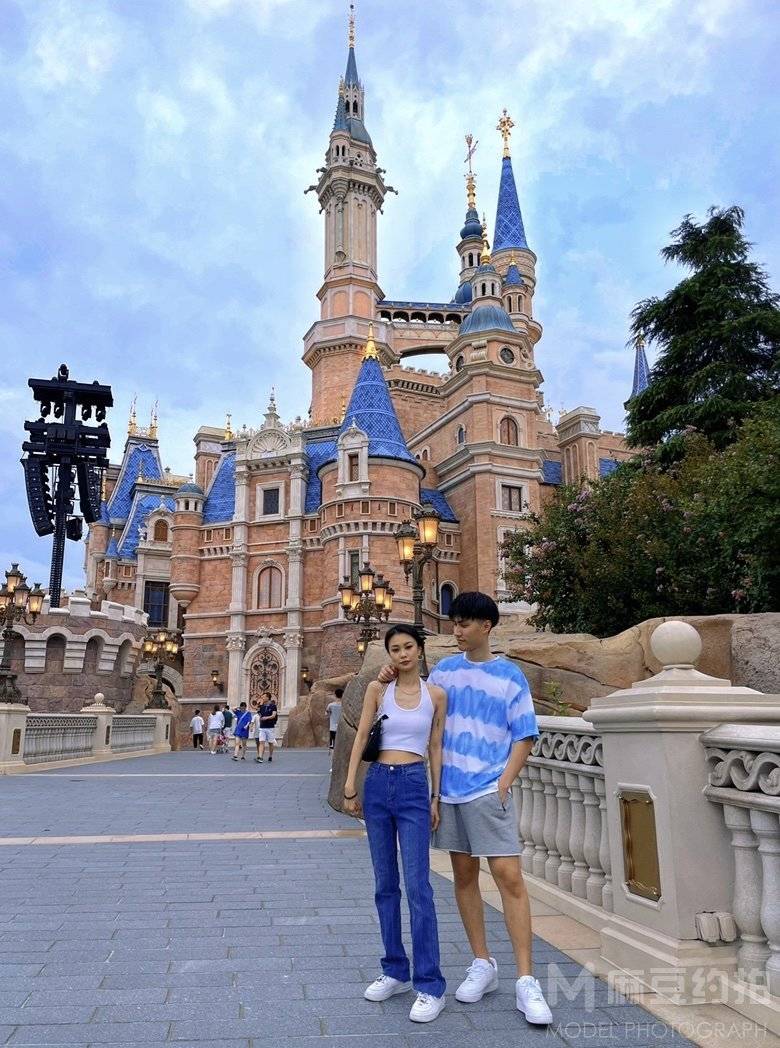 情侣模特