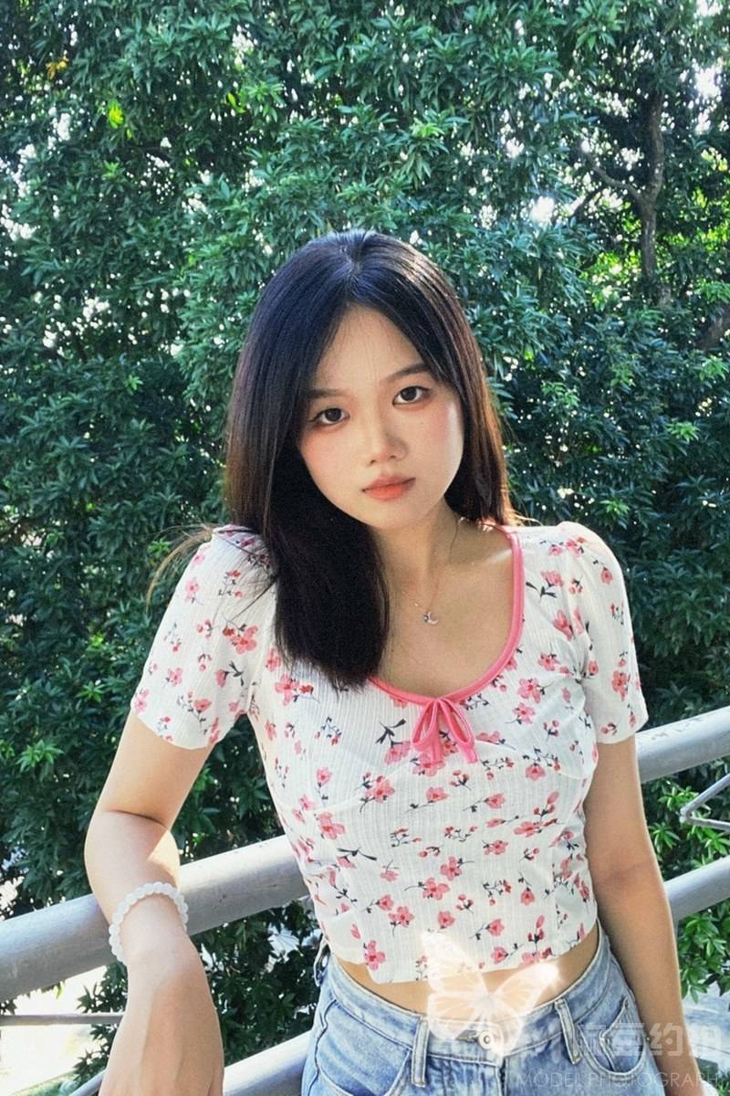 校园模特