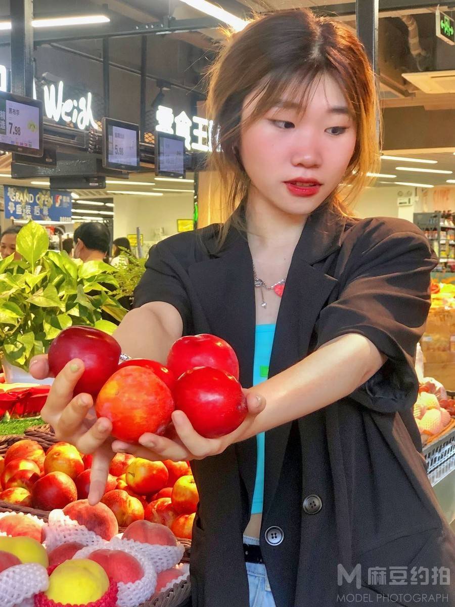 妆容模特