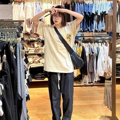 宝丽来模特