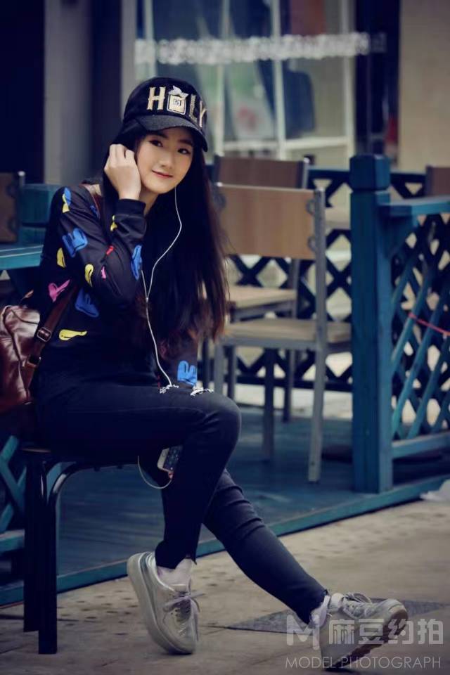 情绪模特