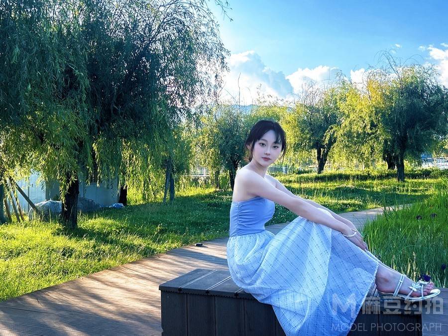 清新模特