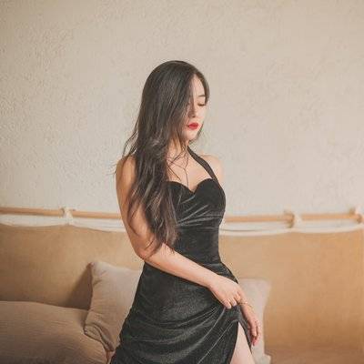 黑白模特