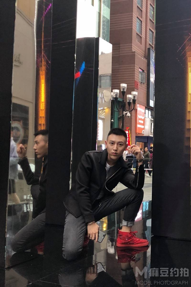 民国模特