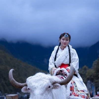 汉服模特