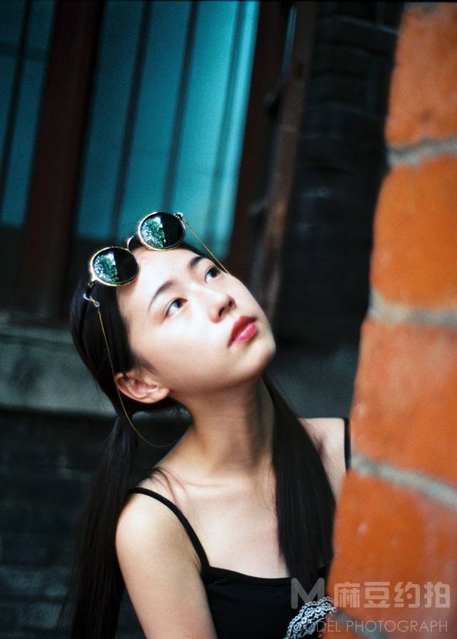 胶片模特