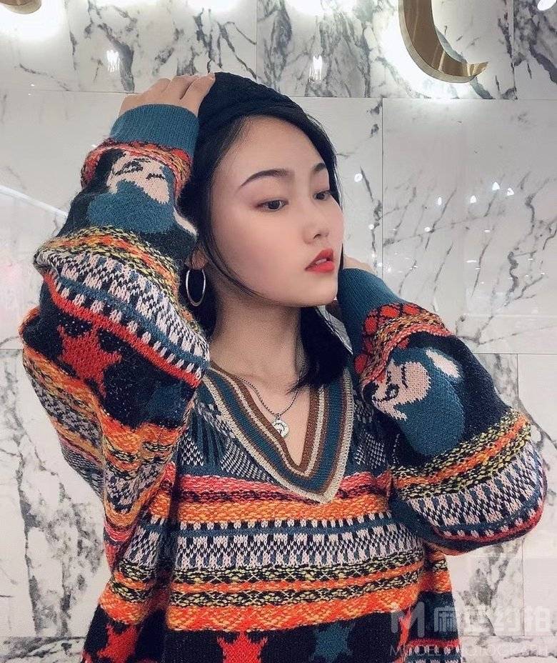 情绪模特