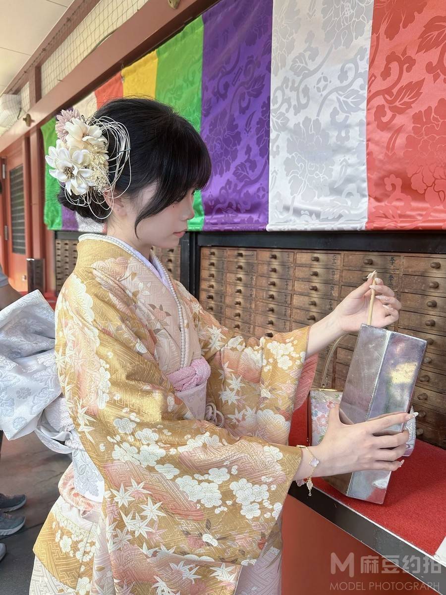 和服模特