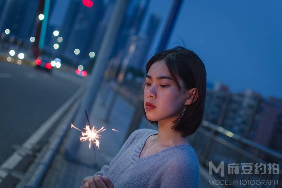 夜景模特