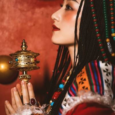 汉服模特