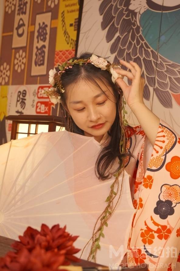 胶片模特
