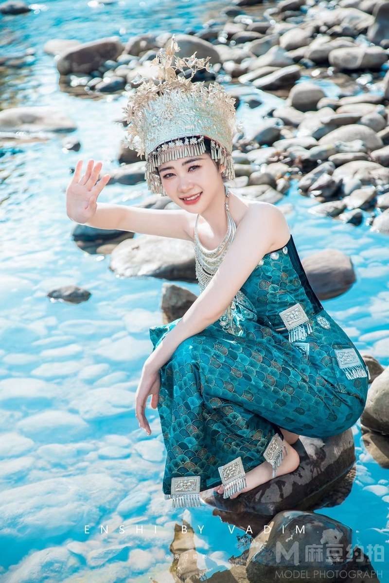 清新模特