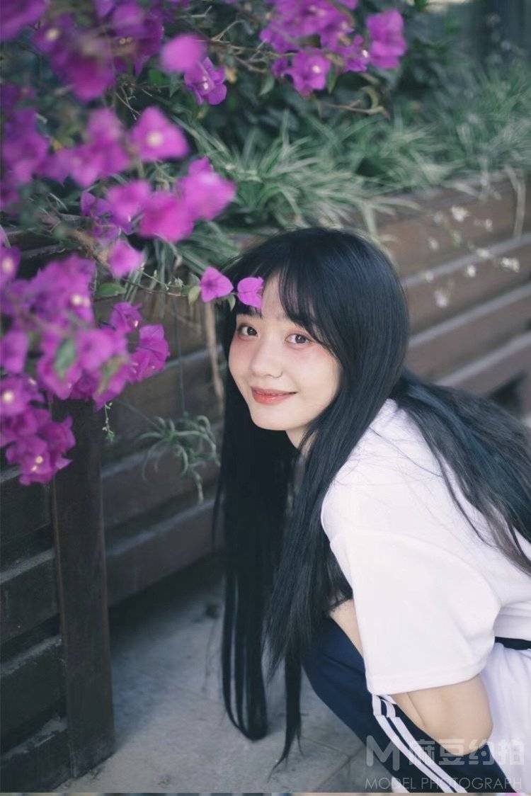 校园模特