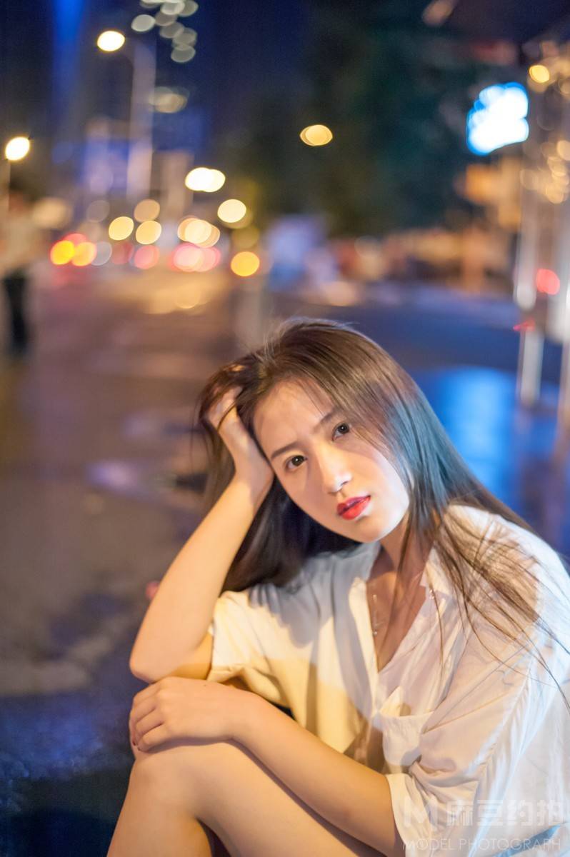夜景模特
