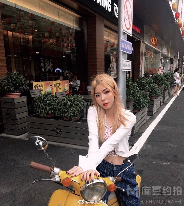 校园模特