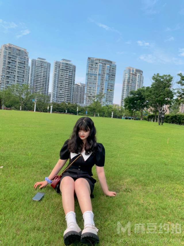 校园模特