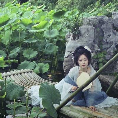 黑白模特