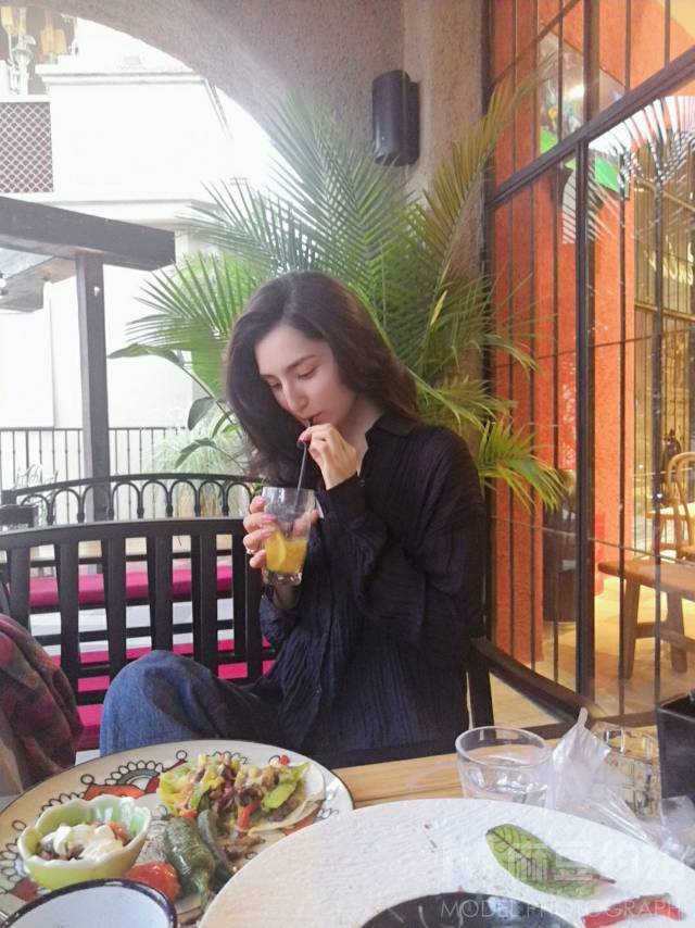 商务模特