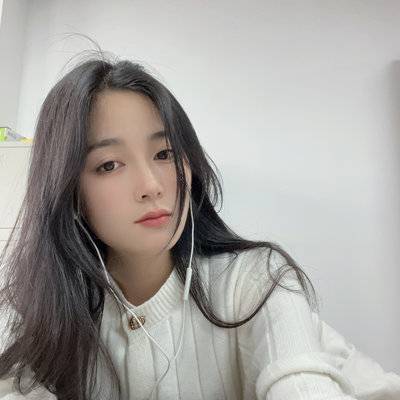 黑白模特