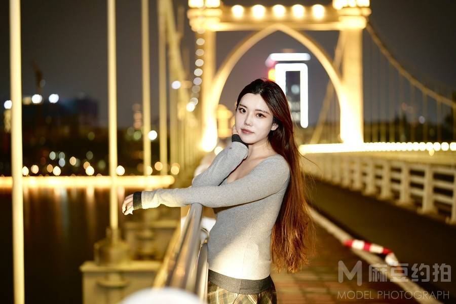 夜景模特