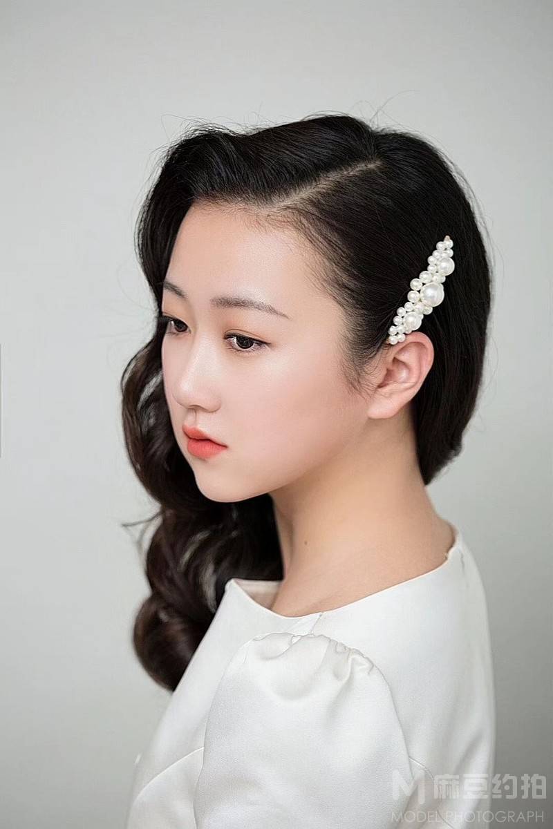 妆容模特