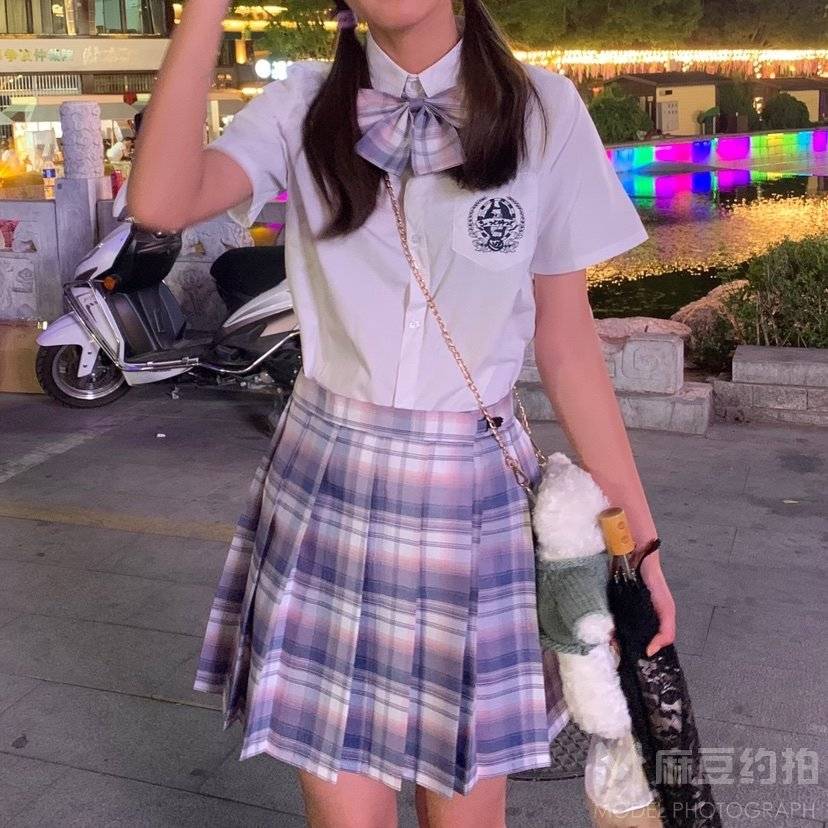 清新模特