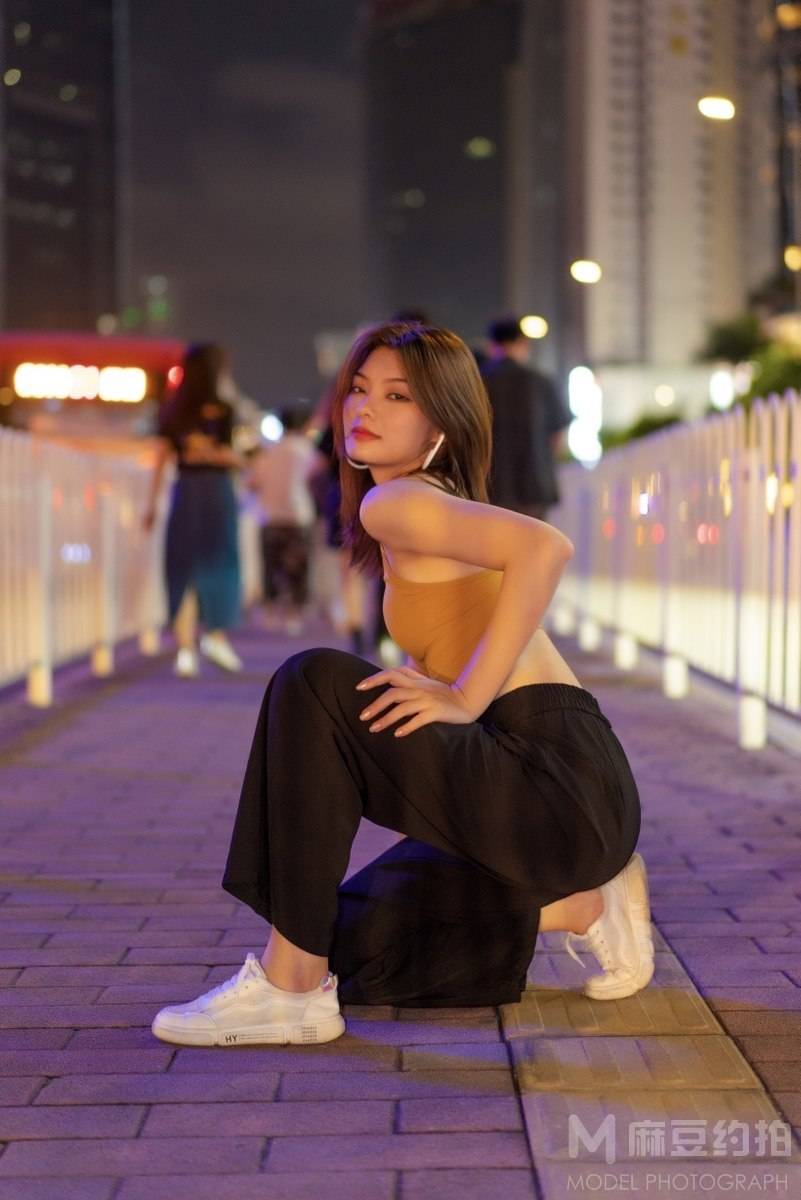 夜景模特