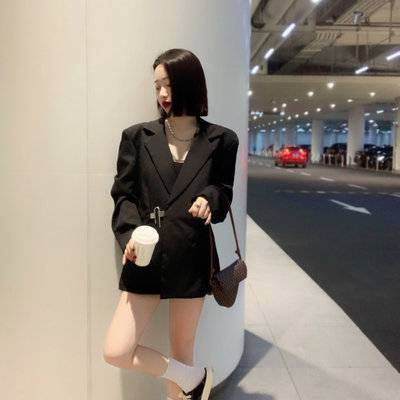 黑白模特