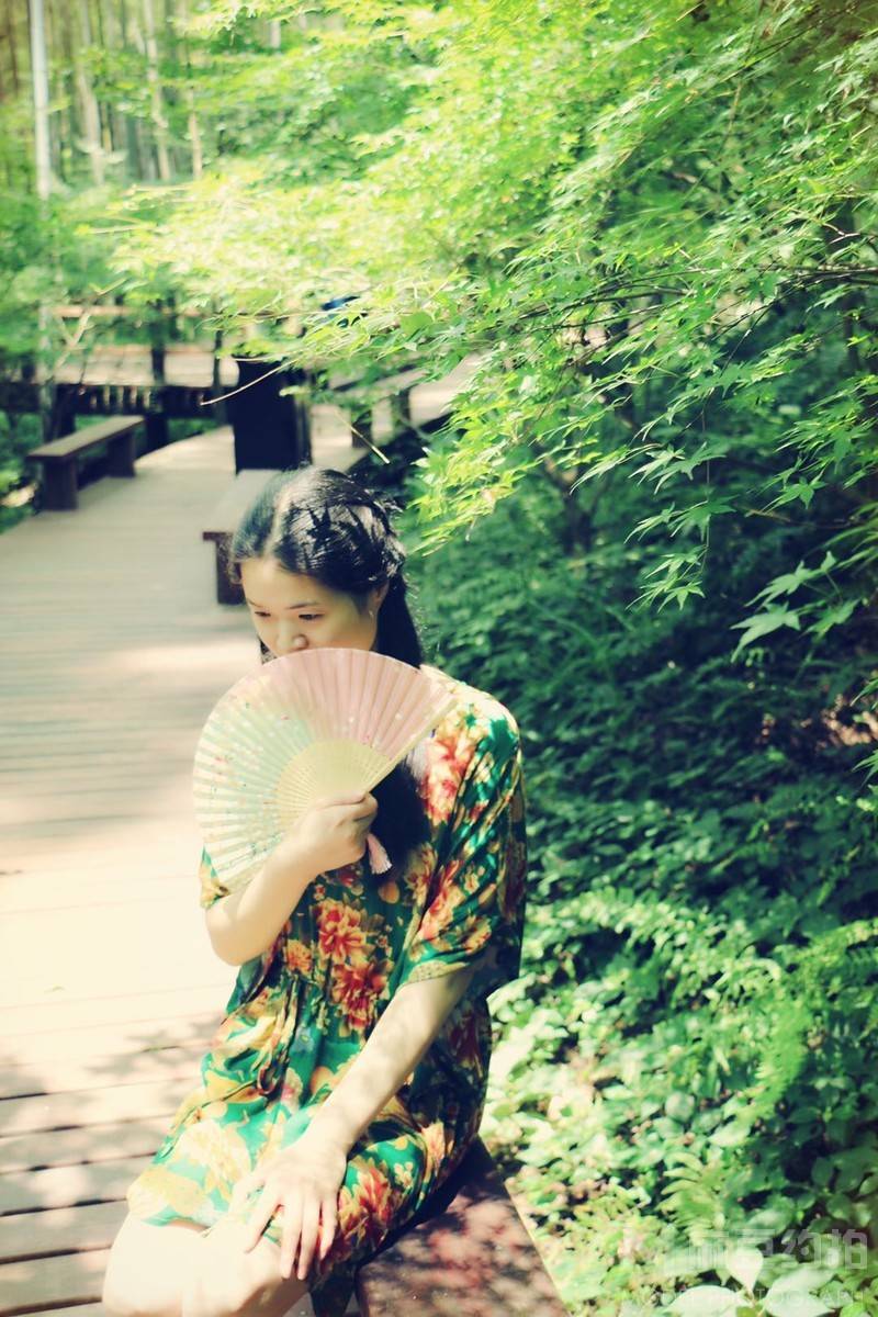 清新模特