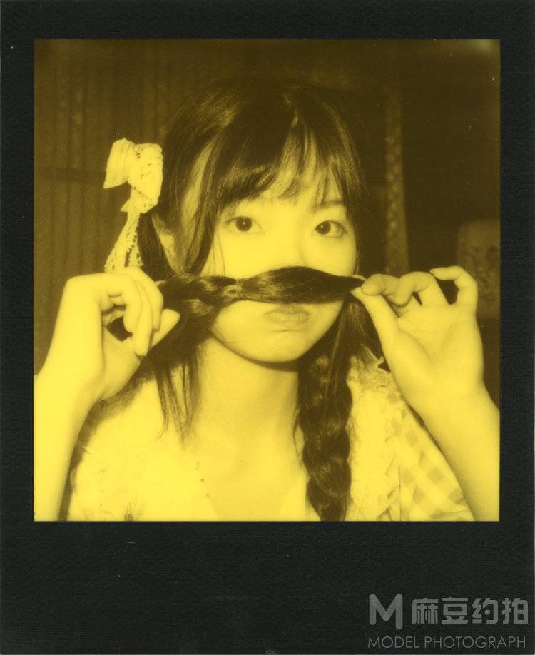 宝丽来模特