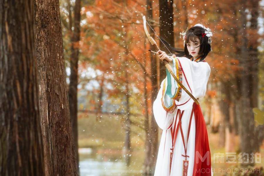 汉服模特
