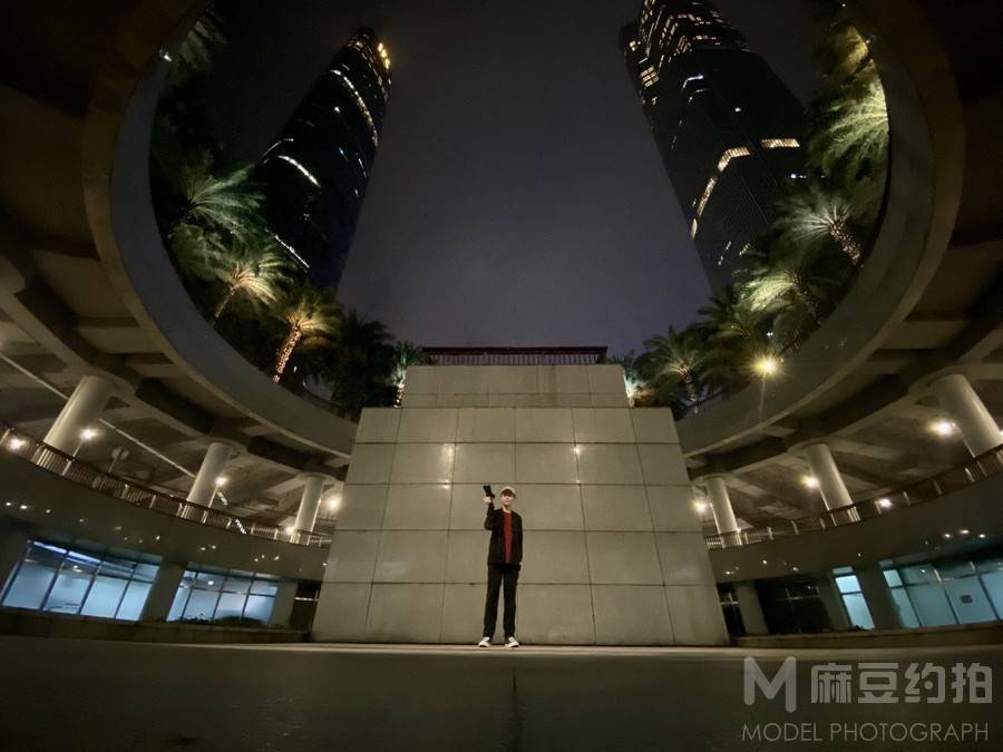 纪实模特