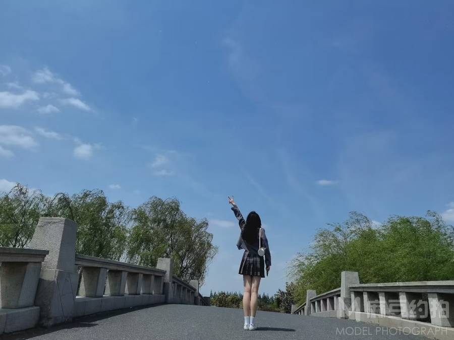 校园模特
