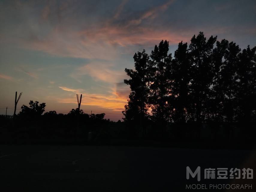清新模特