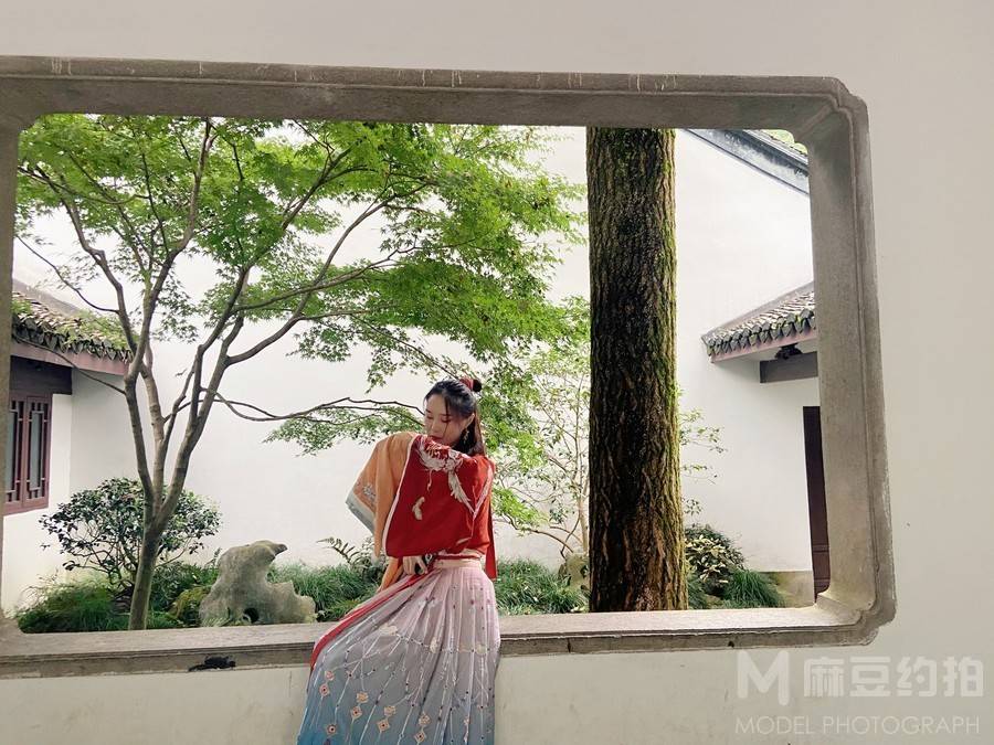 汉服模特