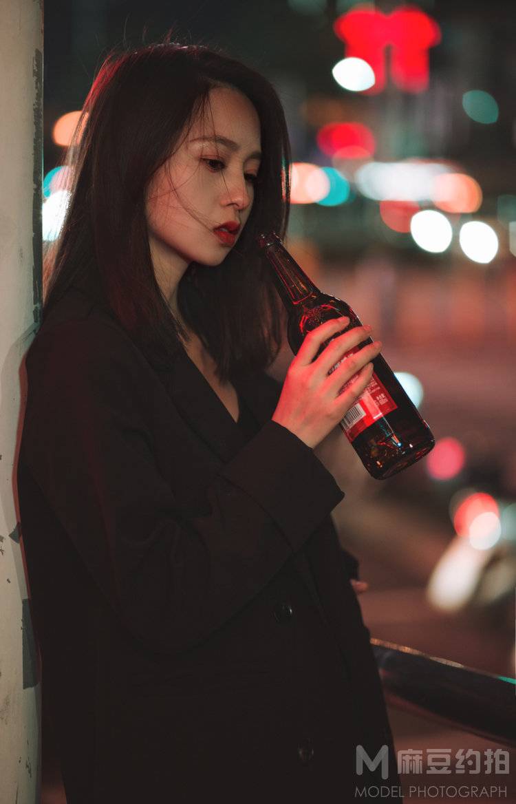 夜景模特