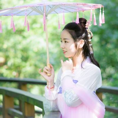 清新模特