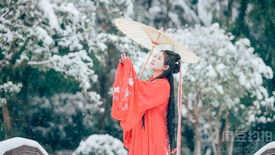 汉服模特
