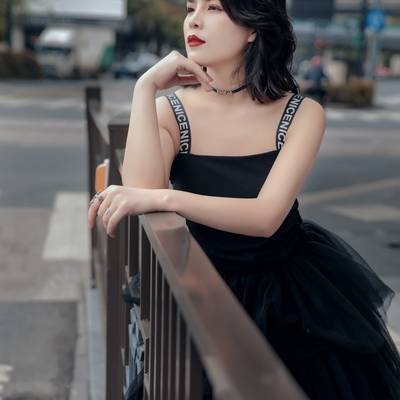 黑白模特
