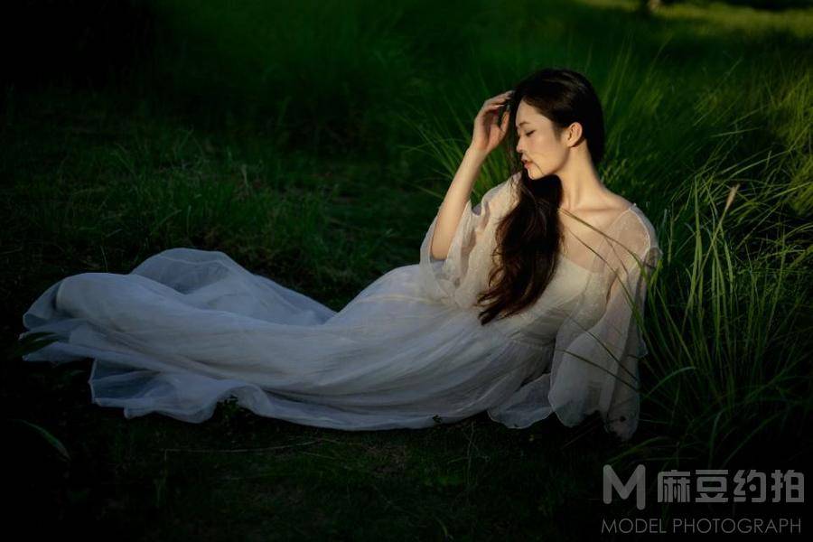商务模特