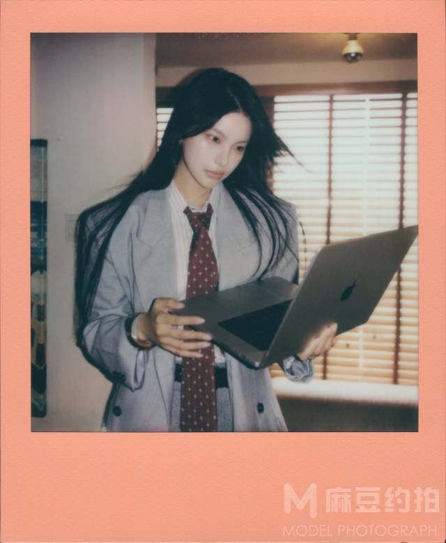 胶片模特