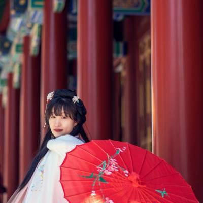 汉服模特