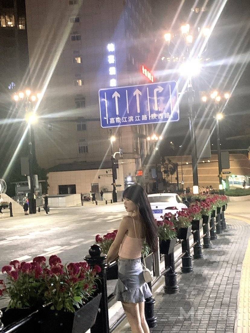 清新模特