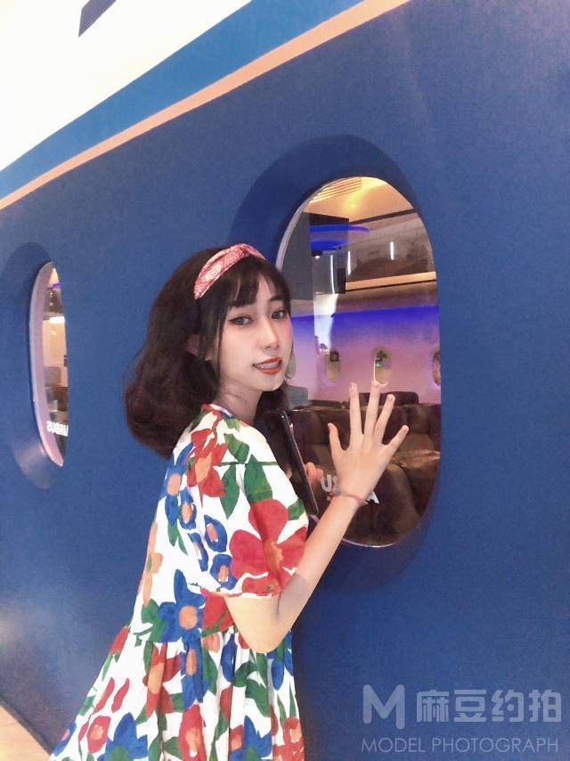 校园模特