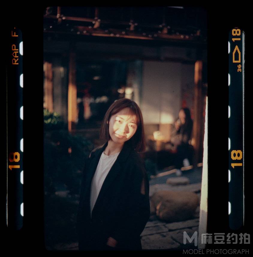胶片模特